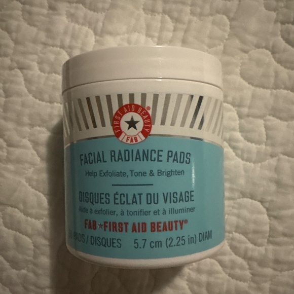Face pads - Picture 1 of 1